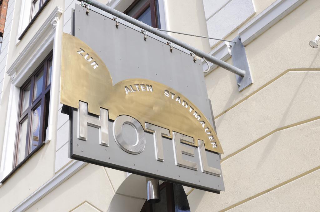 Hotel Zur Alten Stadtmauer Λίμπεκ Εξωτερικό φωτογραφία